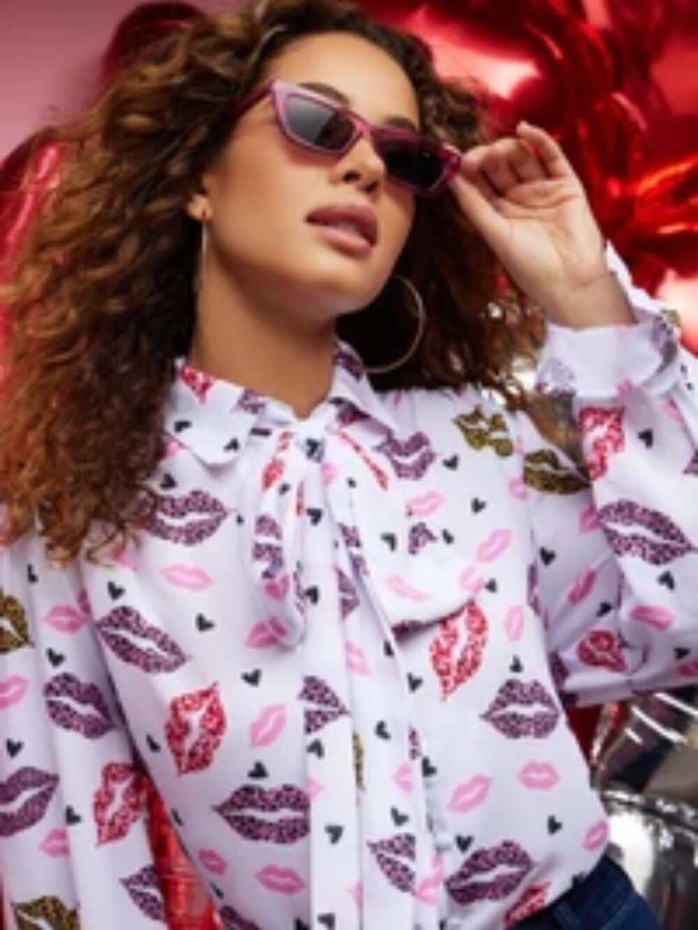 New York and Company Lip-Print Bow-Neck Long-Sleeve Blouse - XL